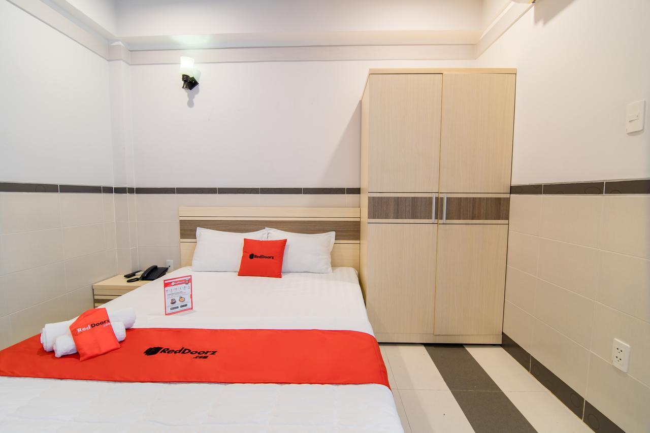Bin Bin Hotel 5 - Near Lotte Mart D7 Cidade de Ho Chi Minh Exterior foto
